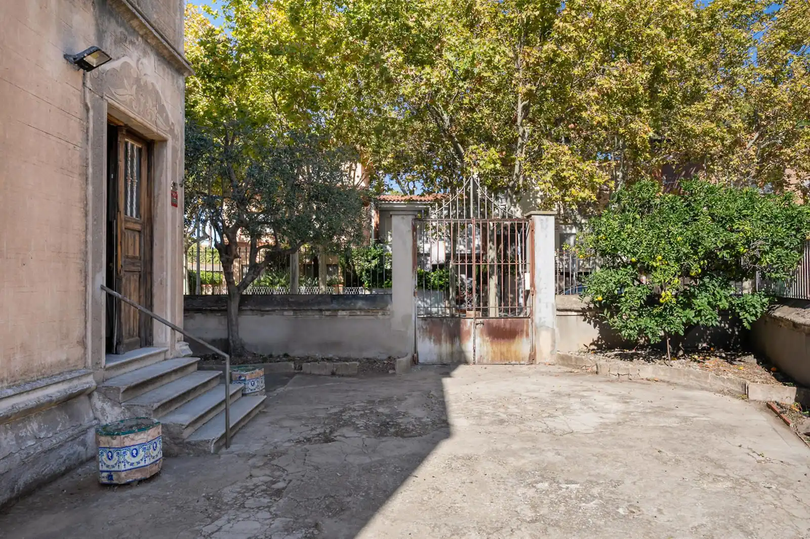 Vista exterior de Casa o chalet en venta en Sant Feliu de Llobregat con Calefacción, Jardín privado y Terraza