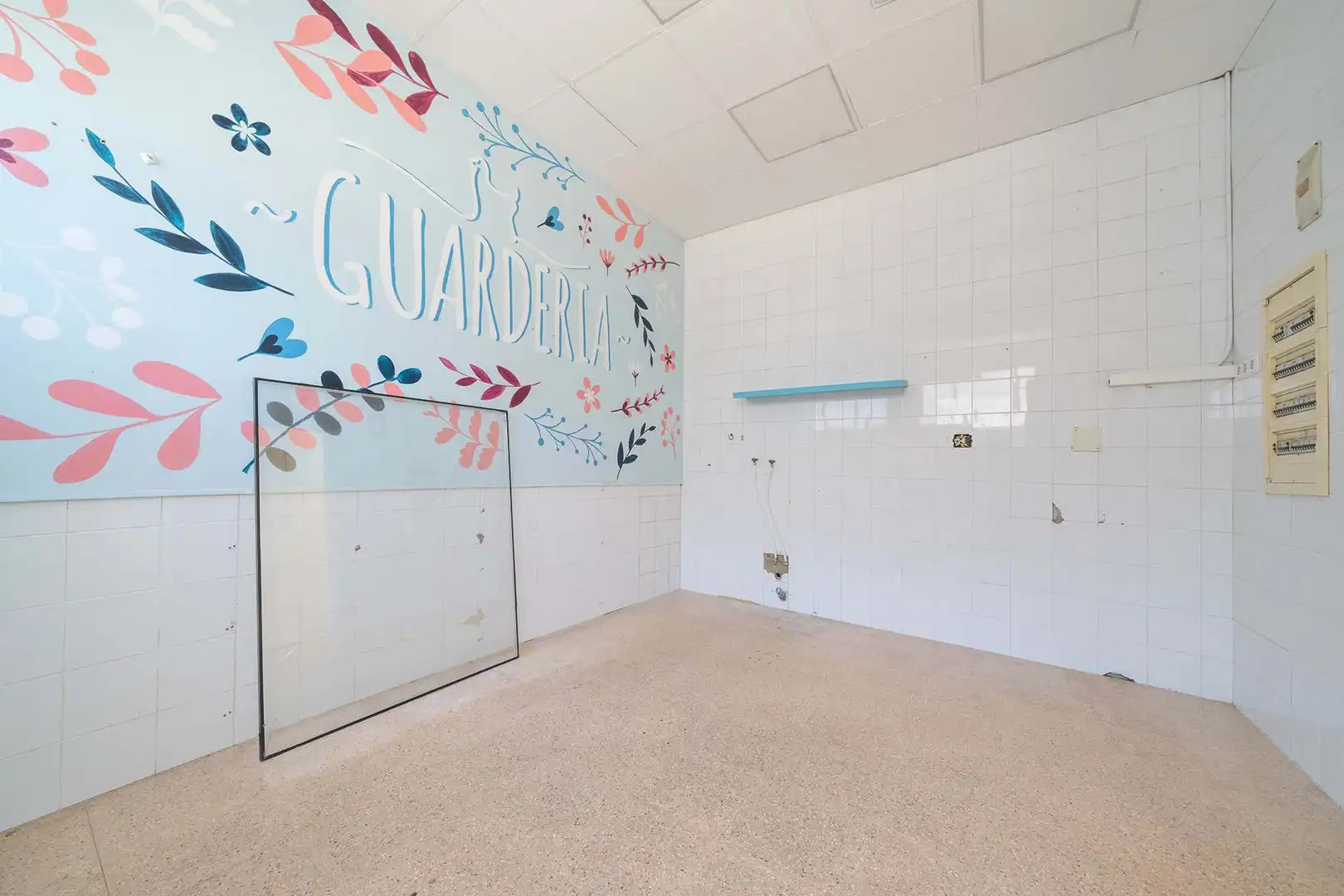 Baño de Local de alquiler en Pinto con Aire acondicionado y Calefacción