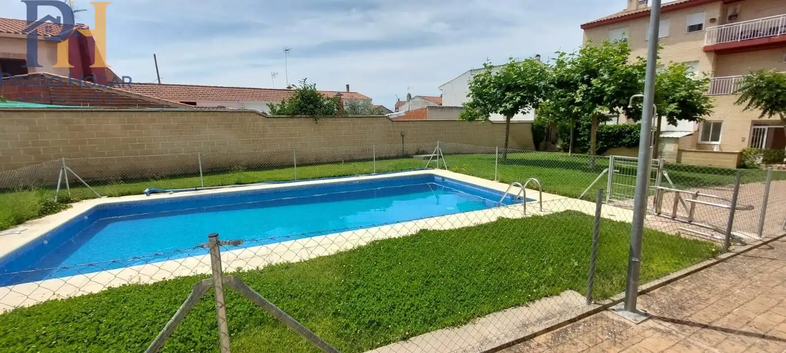Swimming pool of Flat for sale in El Casar de Escalona  with Heating, Balcony and Community pool