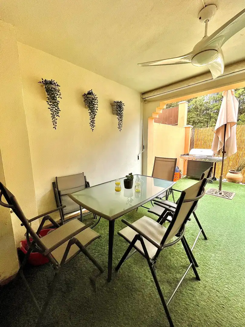 Planta baja de alquiler en Las Brisas