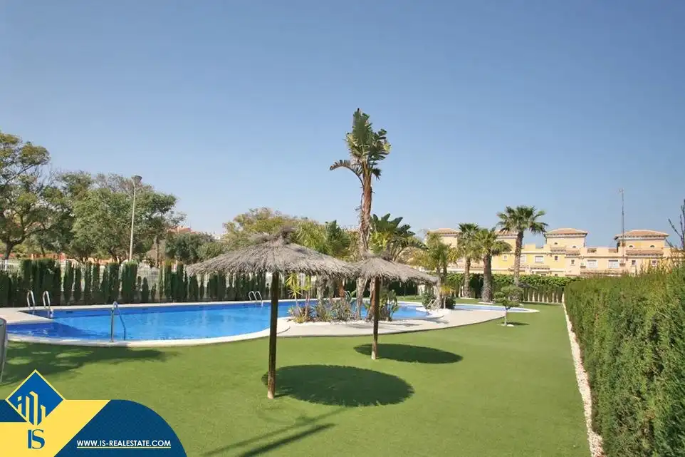 Bungalow amb piscina en venda a Nueva Torrevieja - Aguas Nuevas, imagen 43
