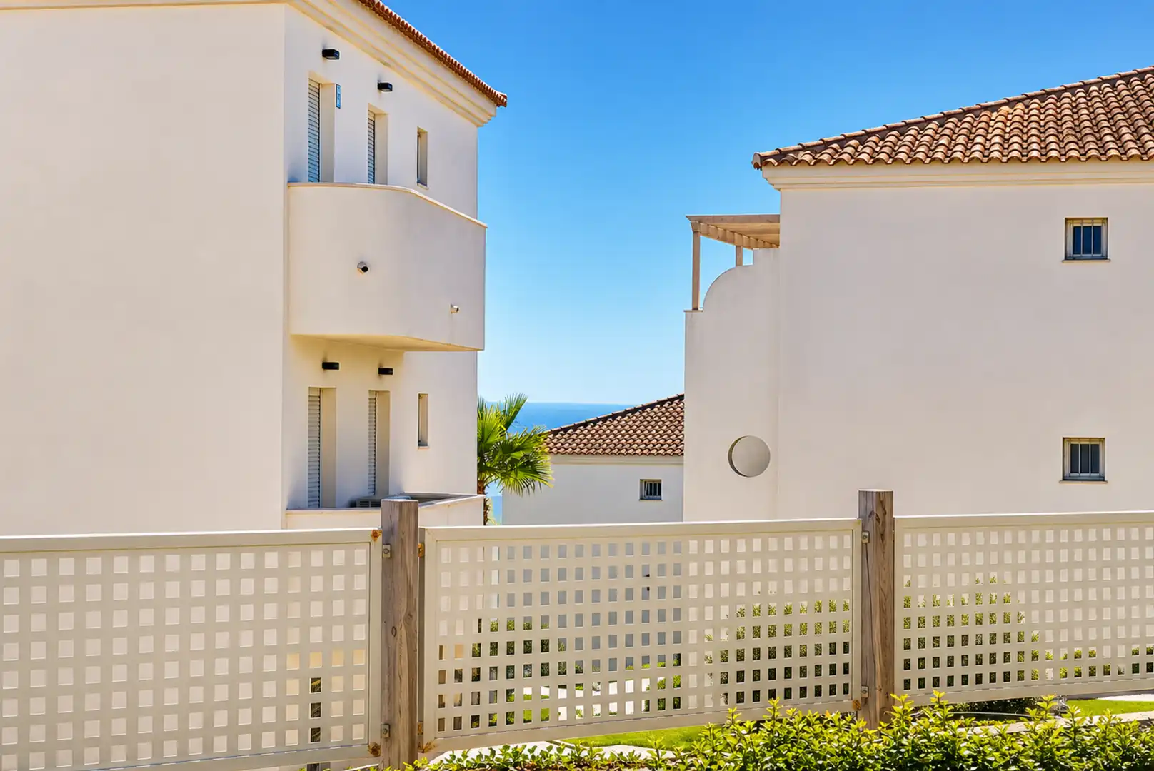 Exterior view of Ground floor for sale in Manilva  with Air Conditioner, Terrace and Swimming Pool
