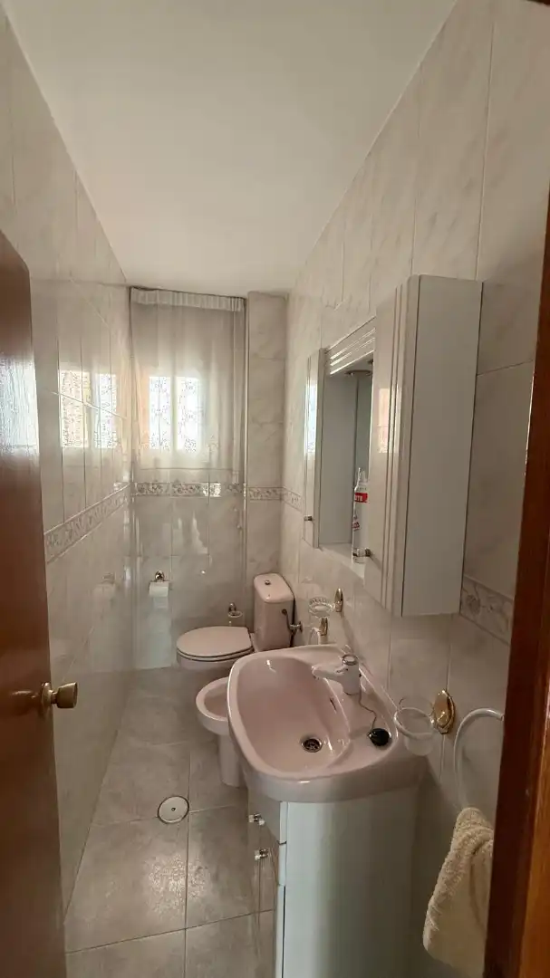 Bathroom of Flat for sale in Madrid  with Terrace