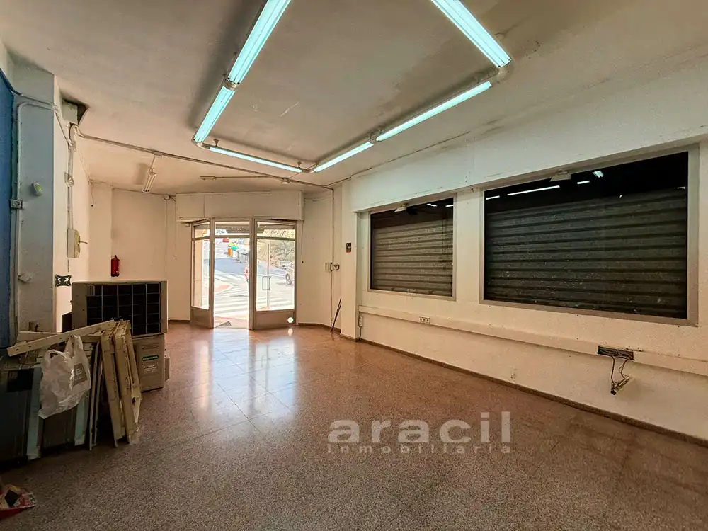 Business premises for sale in Carrer Isabel la Católica, imagen 5