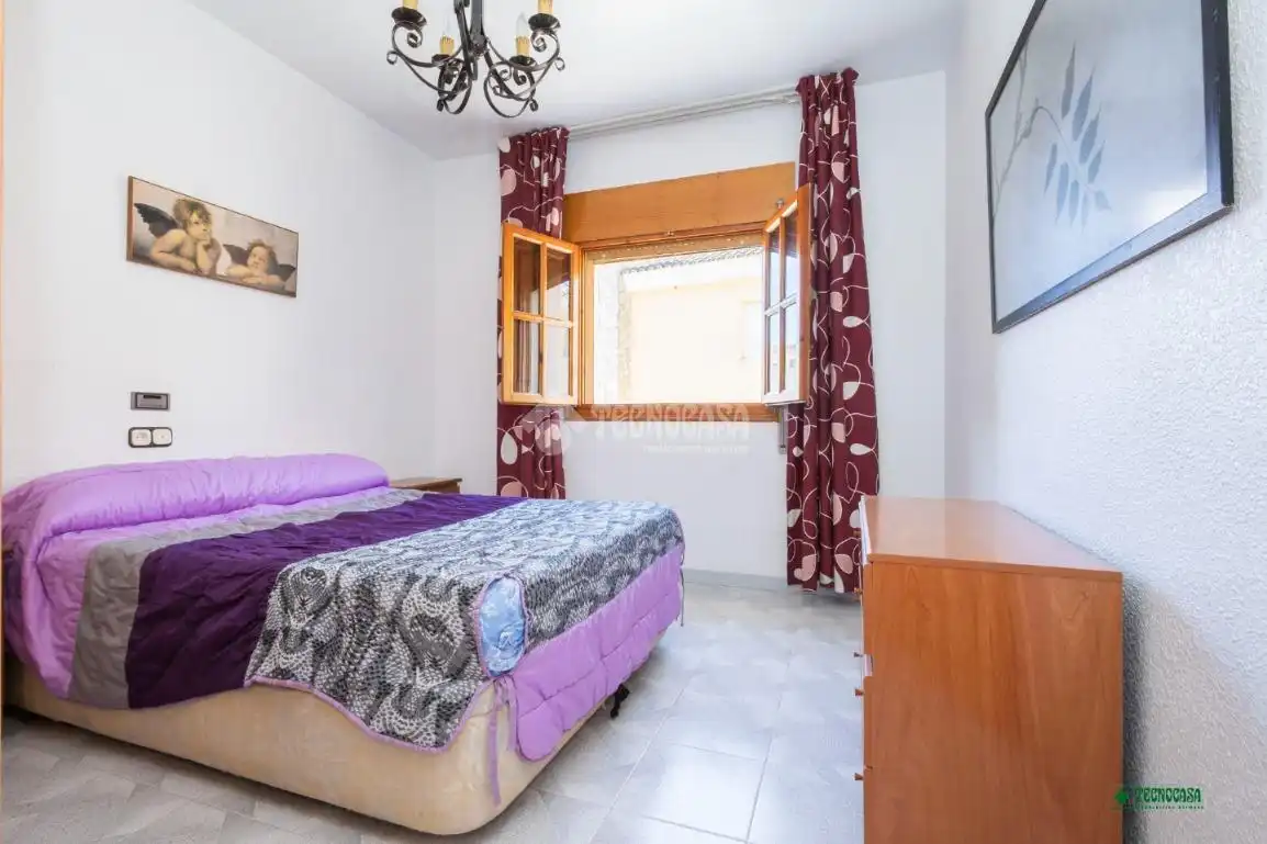 Habitación de Casa adosada en venta en Olula del Río con Terraza y Balcón