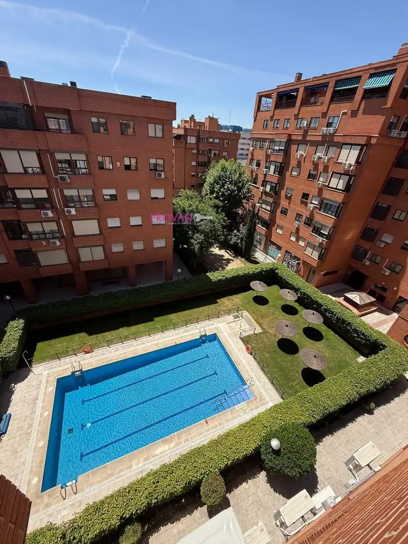 Piscina de Àtic en venda en Torrejón de Ardoz amb Aire condicionat, Calefacció i Terrassa