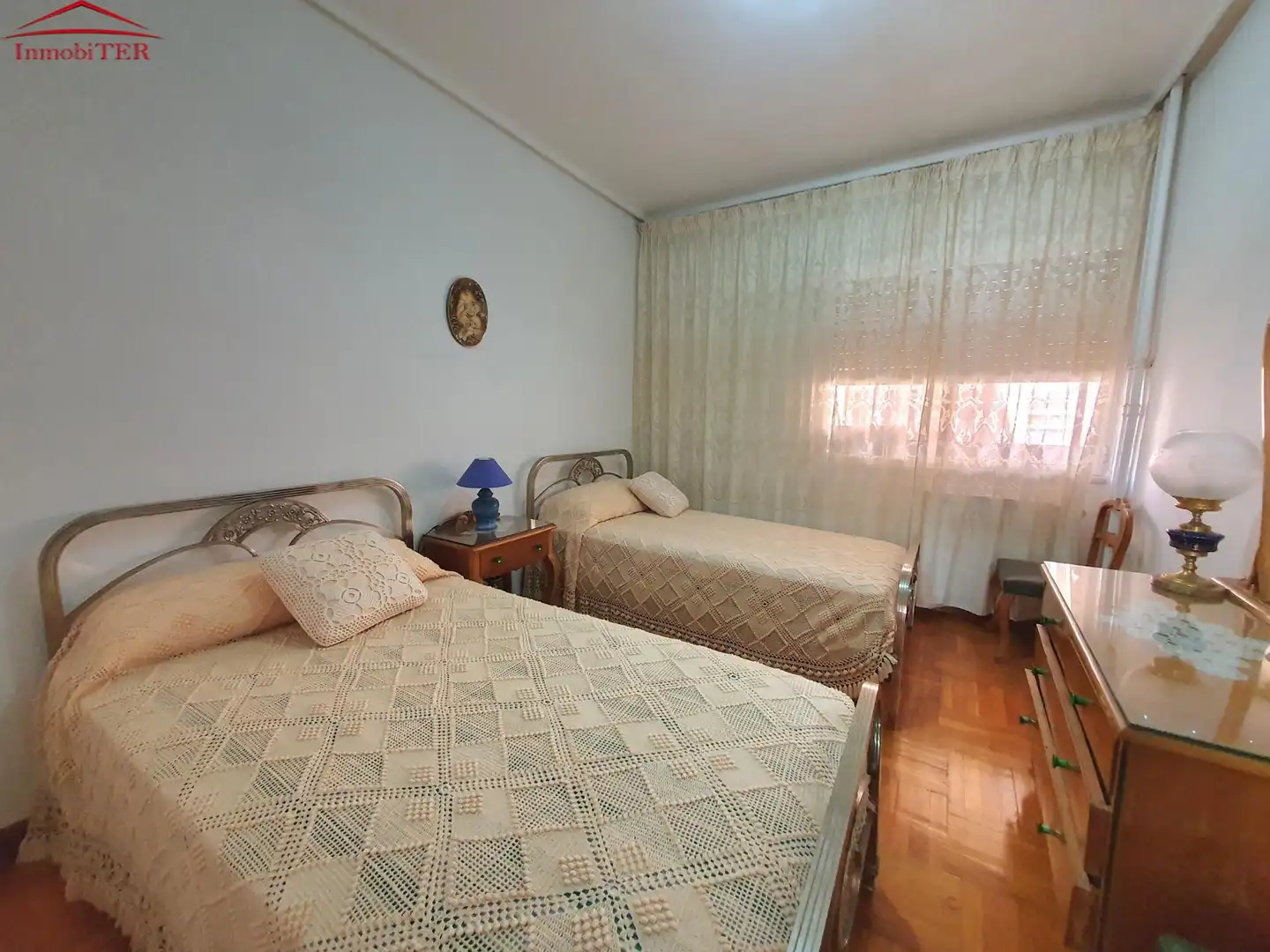 Habitación de Piso en venta en Teruel con Calefacción, Parquet y Trastero