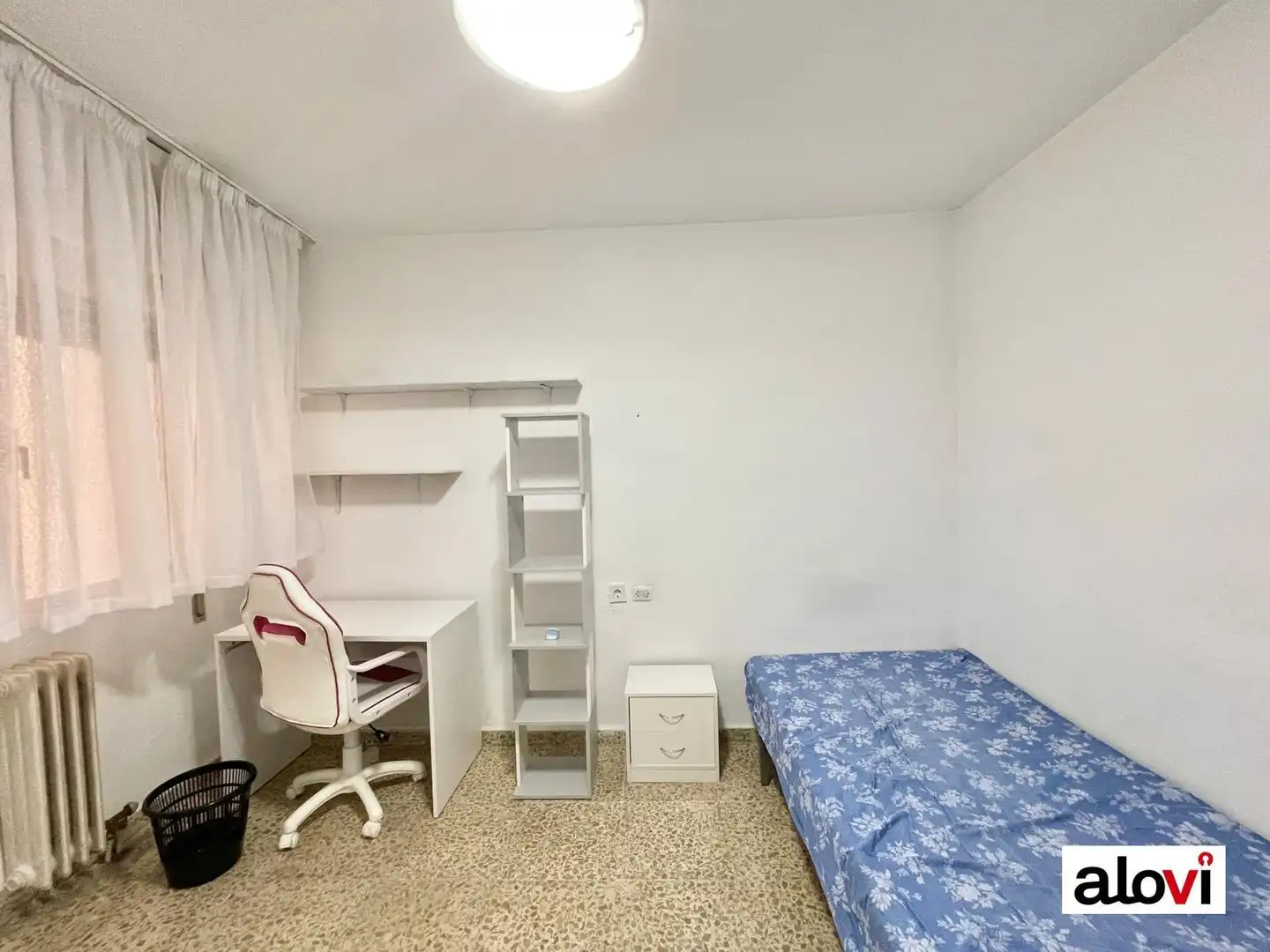 Schlafzimmer von Wohnung zur Miete in Granada mit Terrasse, Möbliert und Balkon