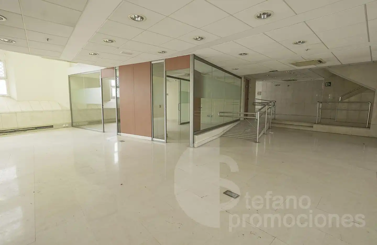 Locale commerciale in affitto a Principal, imagen 15