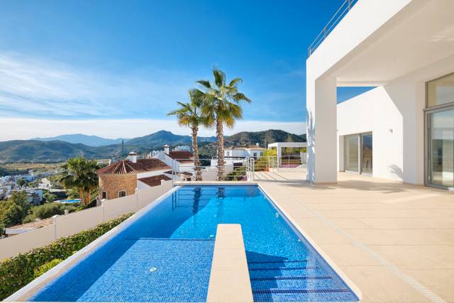 Casa-chalet en Venta en Benahavís pueblo