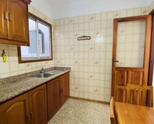 Cuina de Apartament per a compartir en Los Llanos de Aridane amb Aire condicionat i Terrassa