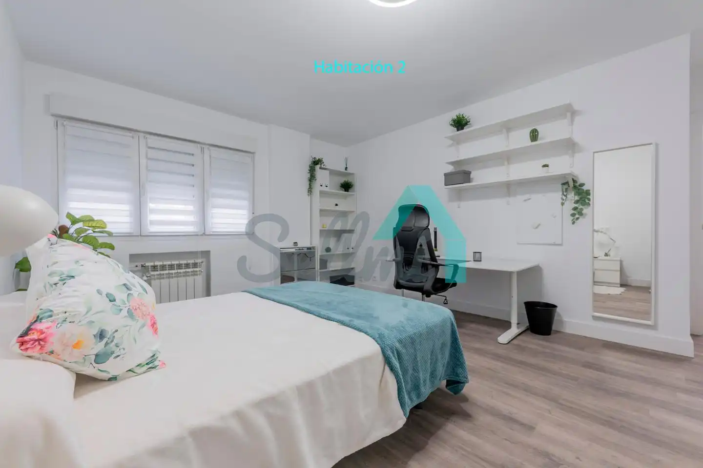 Habitación de Piso para compartir en Oviedo  con Calefacción y Amueblado