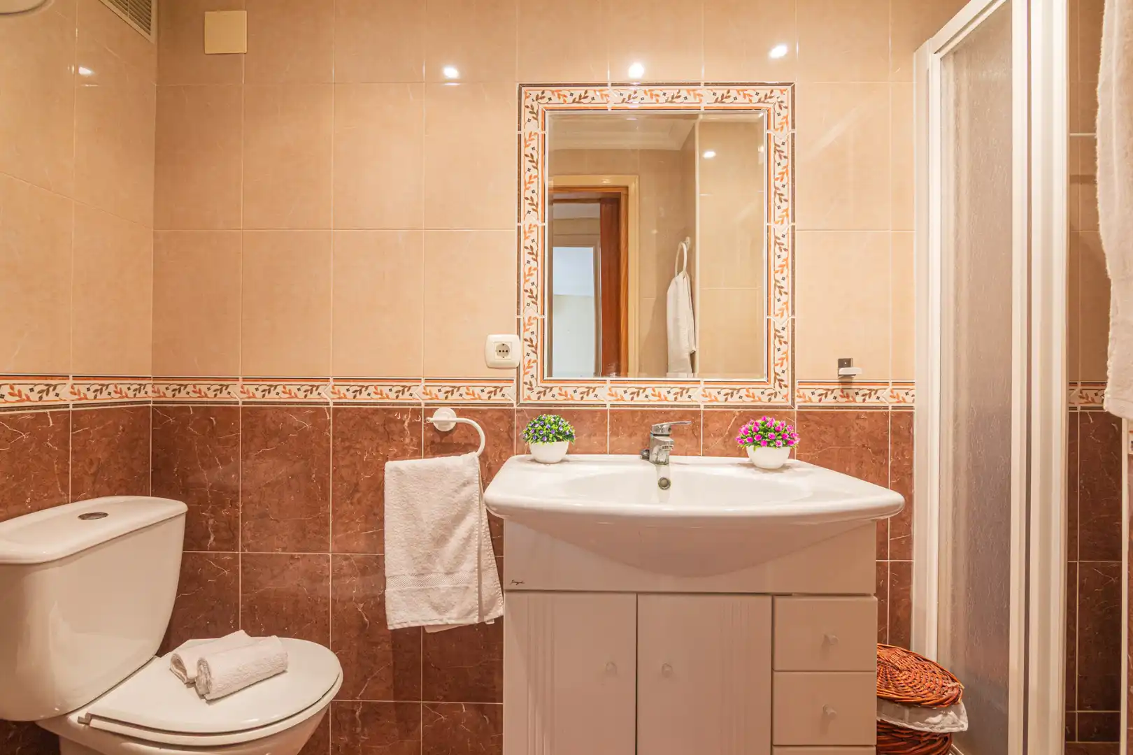 Bathroom of Flat for sale in Santa Pola  with Air Conditioner, Terrace and Furnished