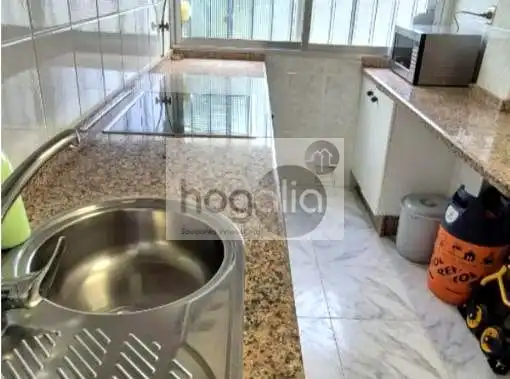Cocina de Piso de alquiler en Sevilla con Aire acondicionado y Amueblado