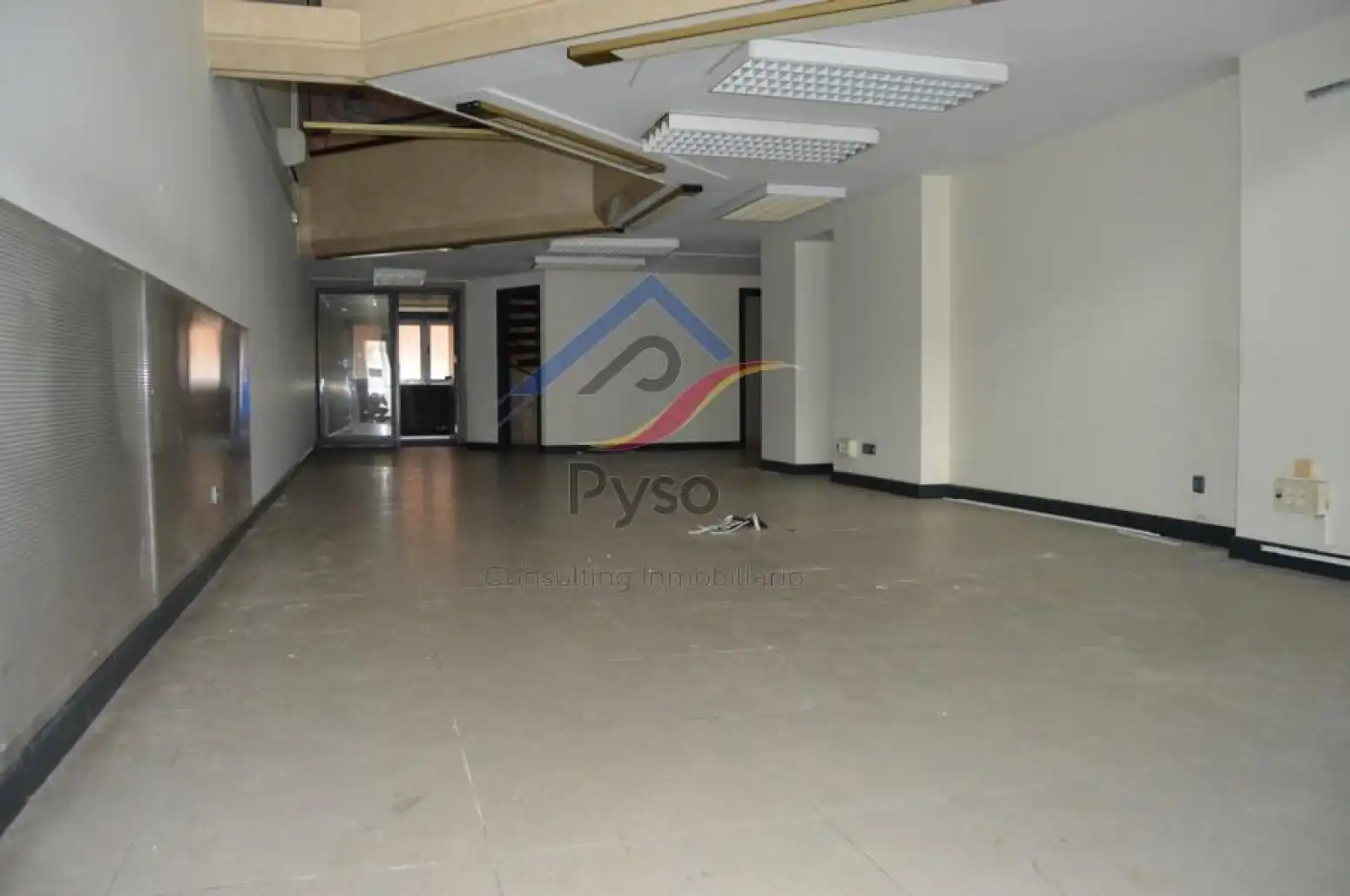 Local comercial en venda a Calle los Escalantes