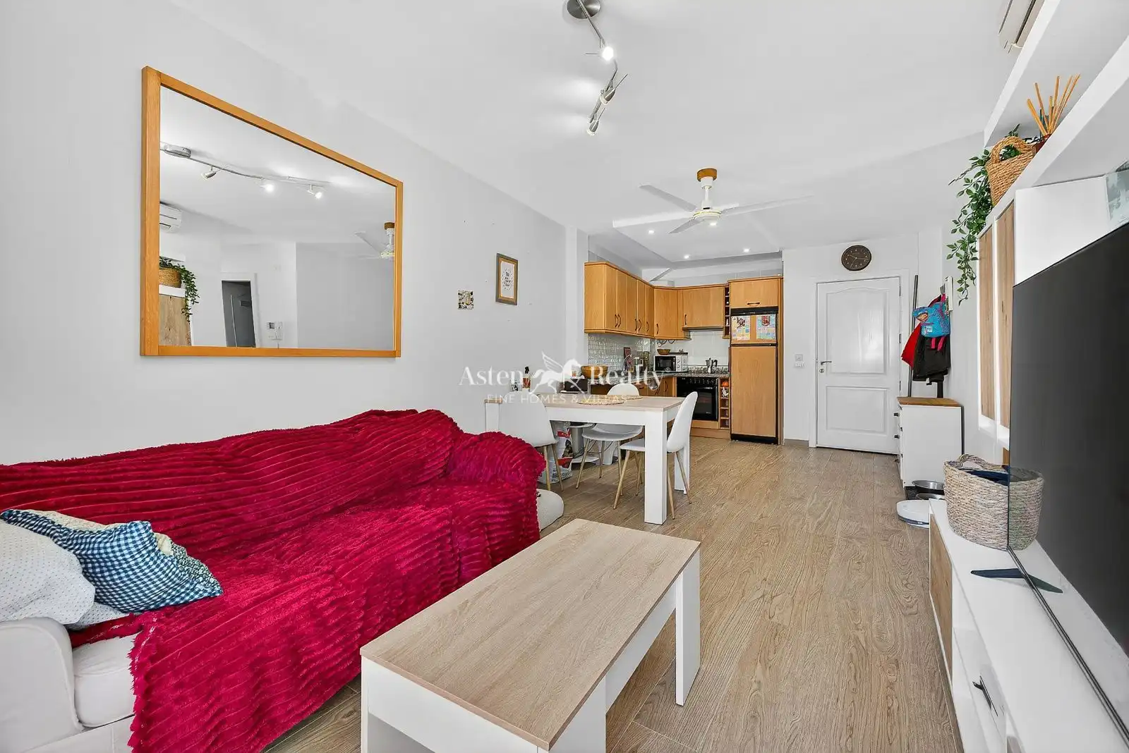 Sala d'estar de Apartament en venda en Santiago del Teide amb Terrassa, Traster i Moblat
