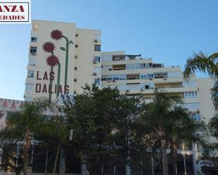 Vista exterior de Estudi en venda en Torremolinos amb Terrassa, Moblat i Piscina comunitària