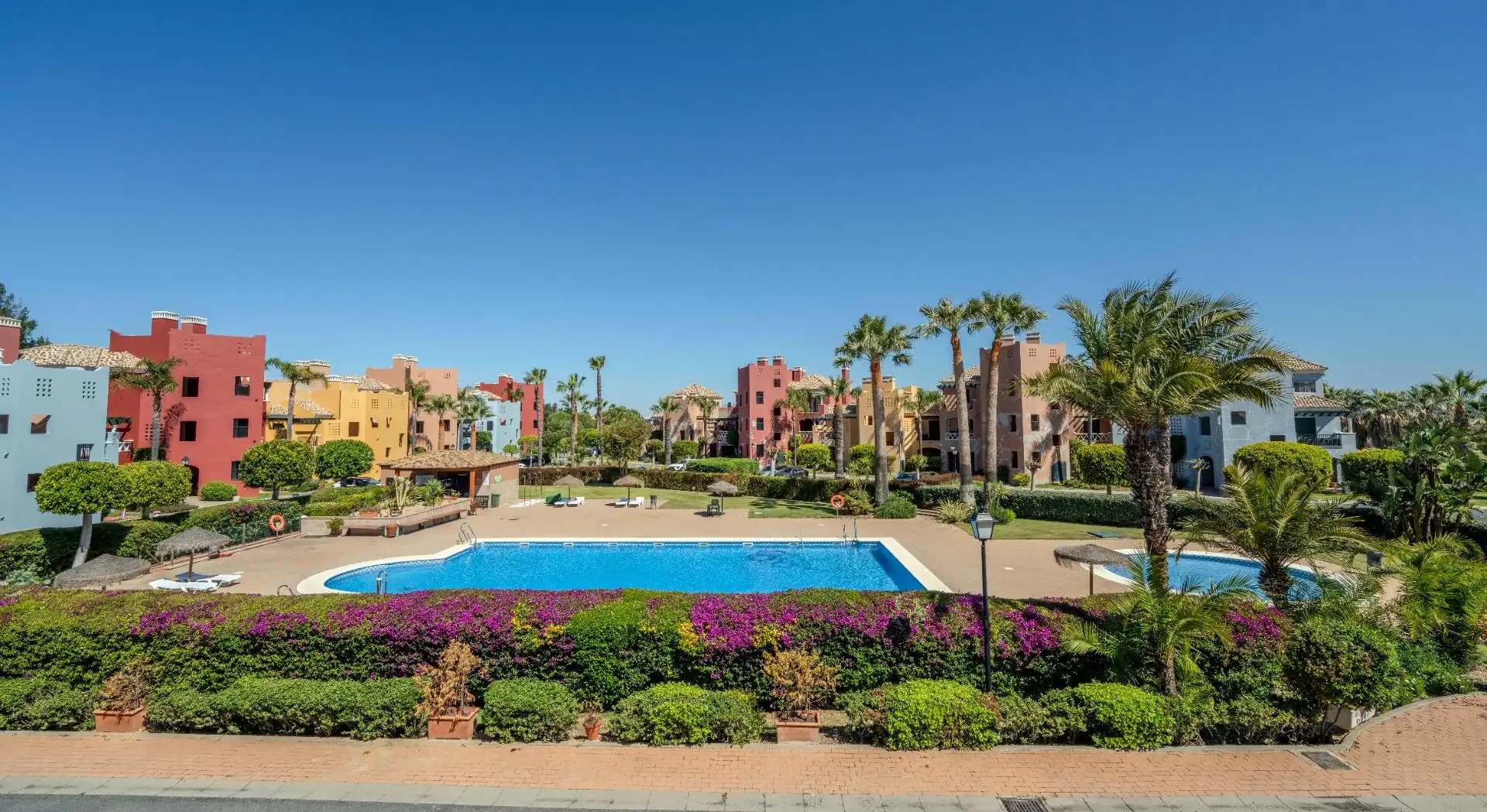 Vista exterior de Casa adosada en venta en Ayamonte con Aire acondicionado, Calefacción y Jardín privado