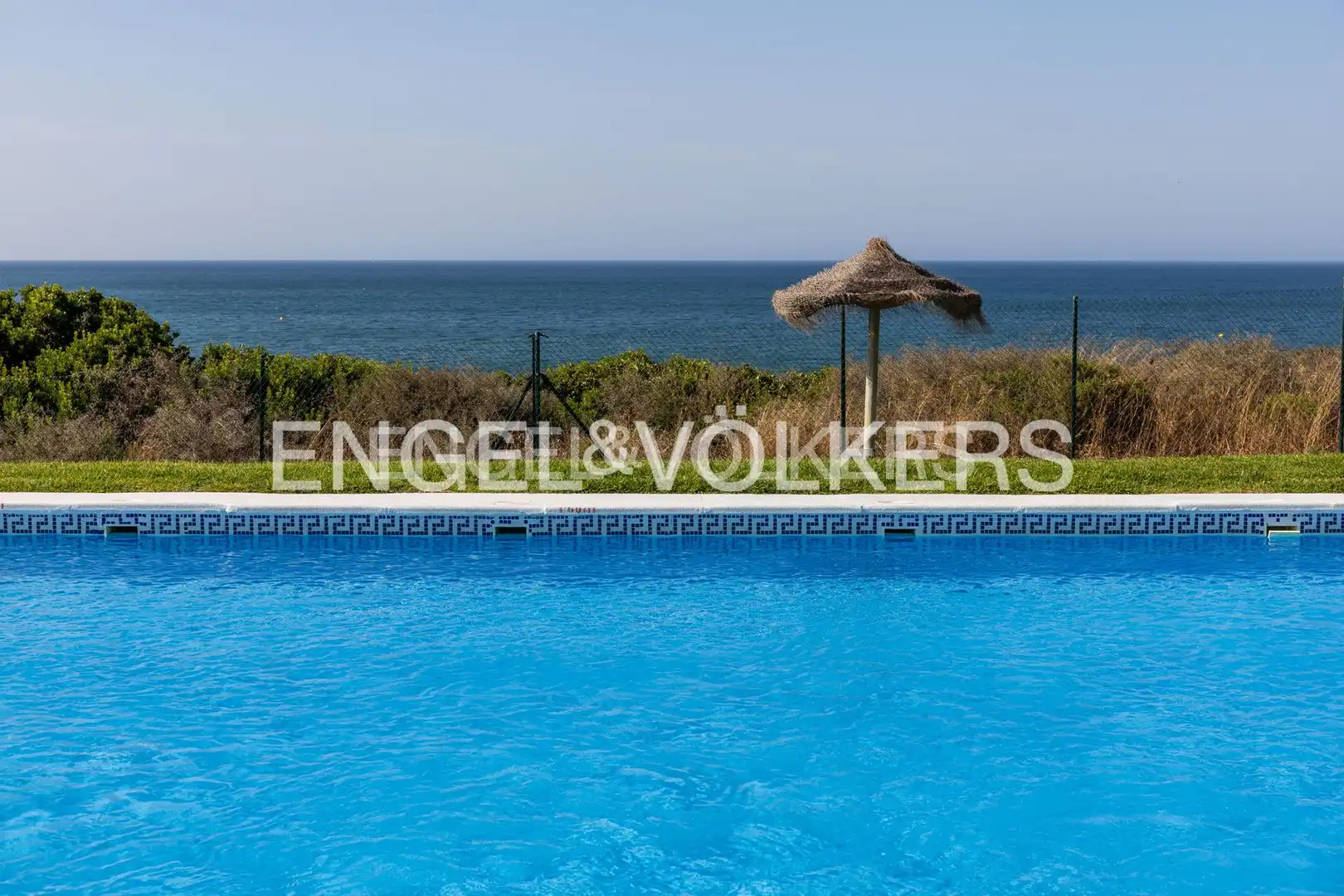 Swimming pool of Houses for rent in Conil de la Frontera  with Heating, Private garden and Terrace