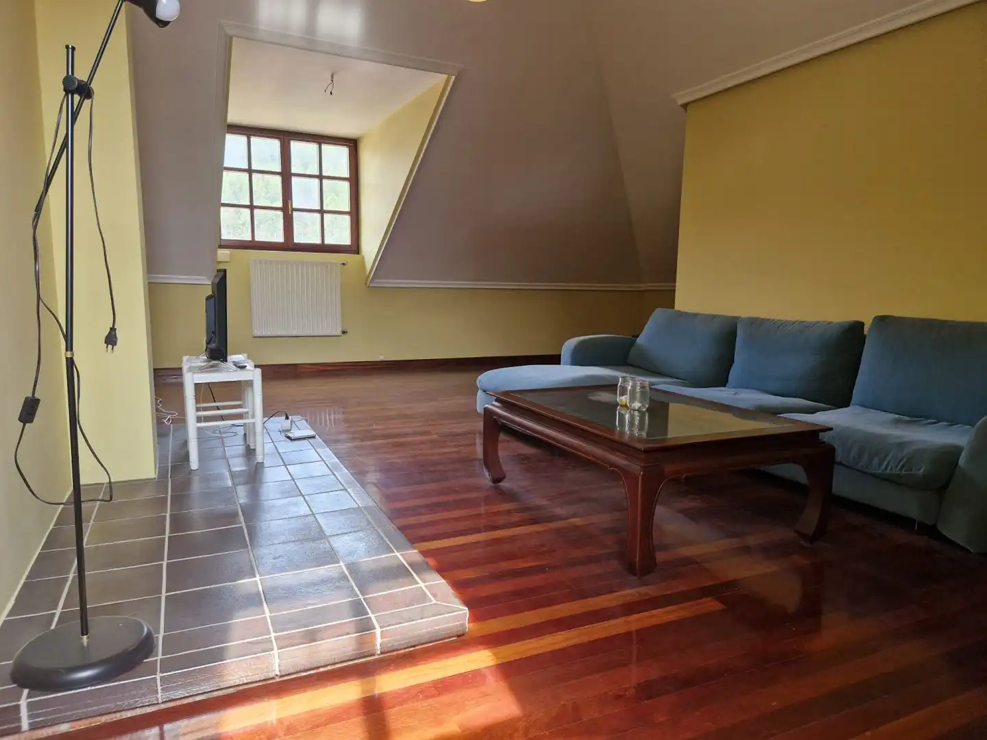 Sala d'estar de Pis en venda en Cartes amb Calefacció