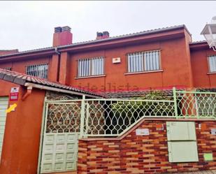 Exterior view of Single-family semi-detached for sale in Collado Villalba  with Terrace