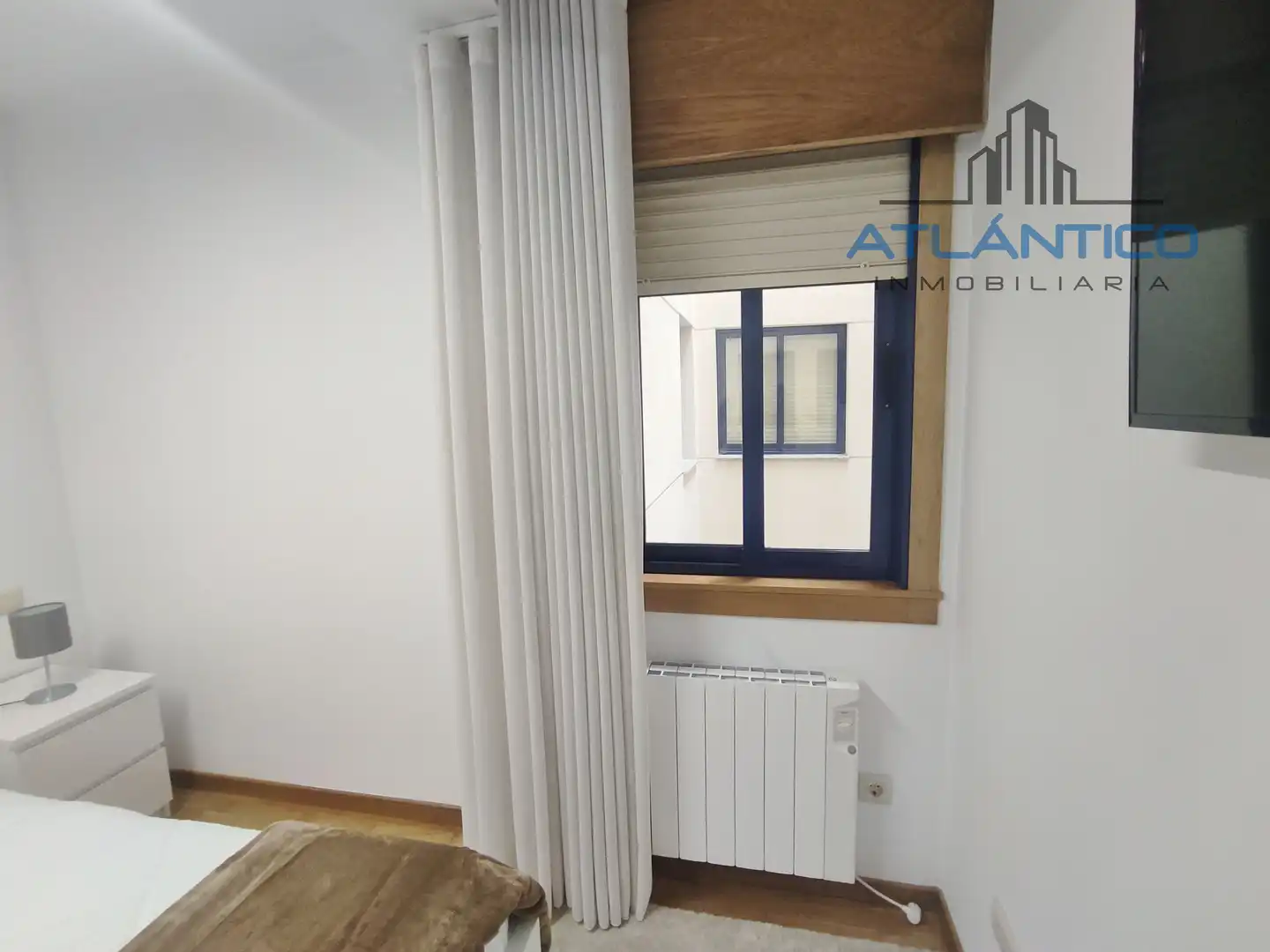 Wohnung zur Miete in Avenida de Bértoa, Carballo