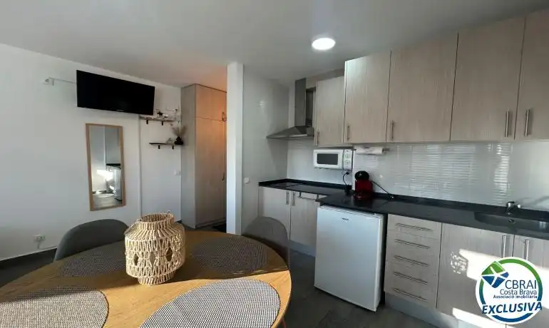 Kitchen of Study for sale in Castelló d'Empúries  with Air Conditioner, Heating and Parquet flooring