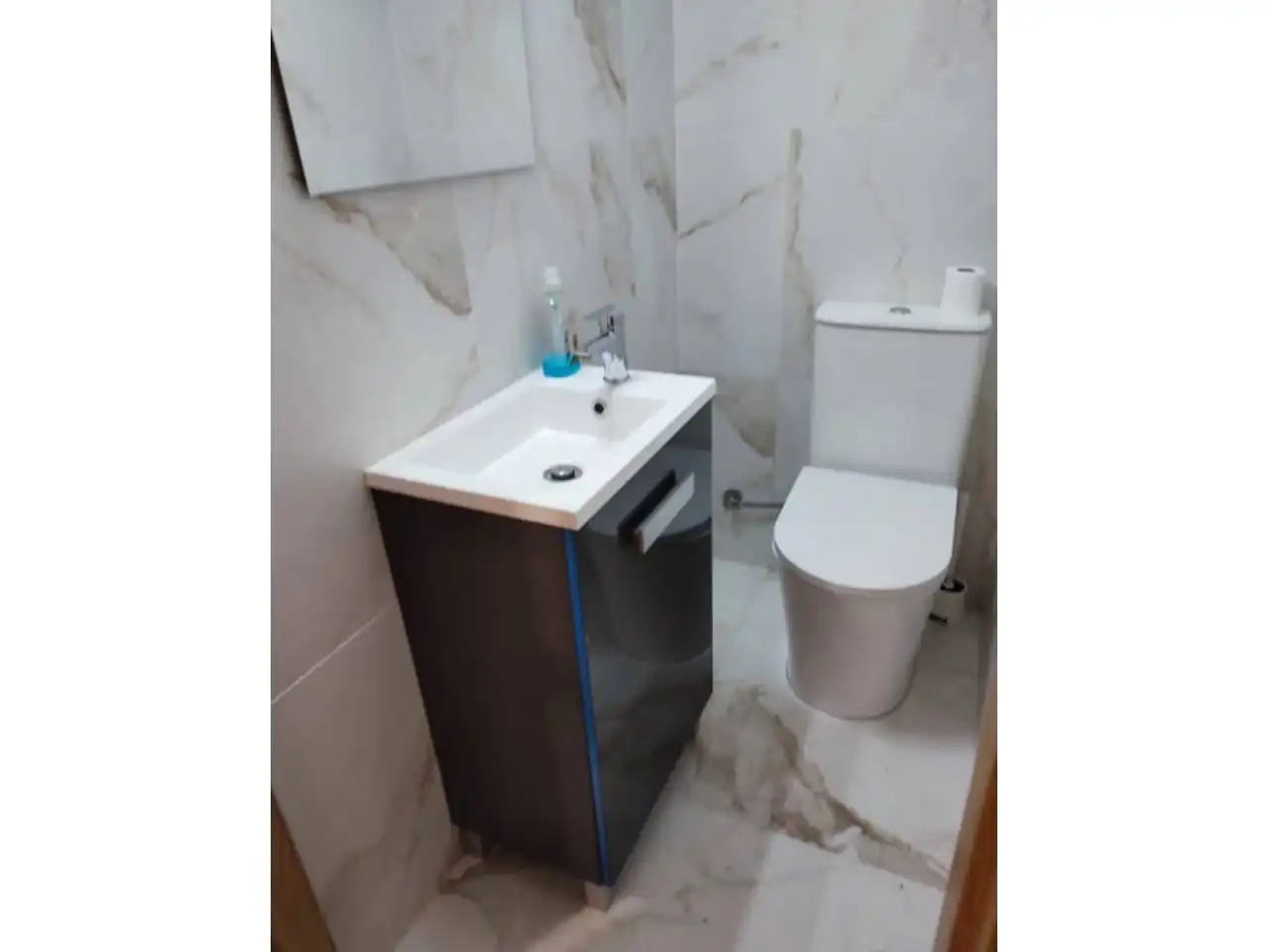 Baño de Casa o chalet en venta en Ourense Capital  con Calefacción, Jardín privado y Terraza