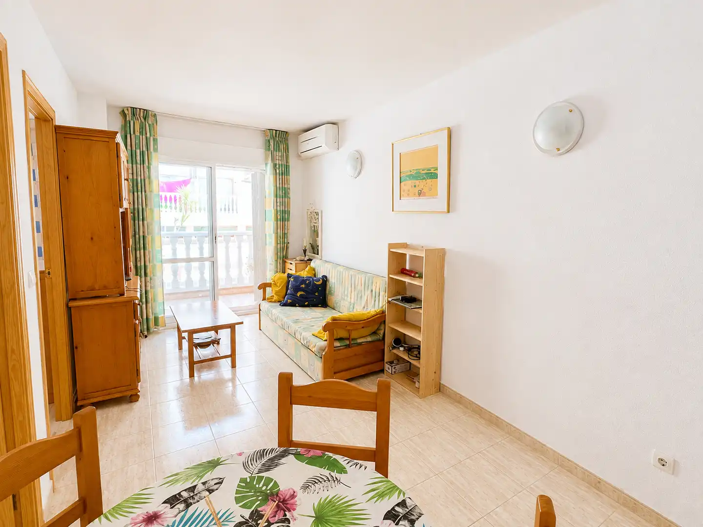 Sala de estar de Piso en venta en Torrevieja con Aire acondicionado, Calefacción y Terraza