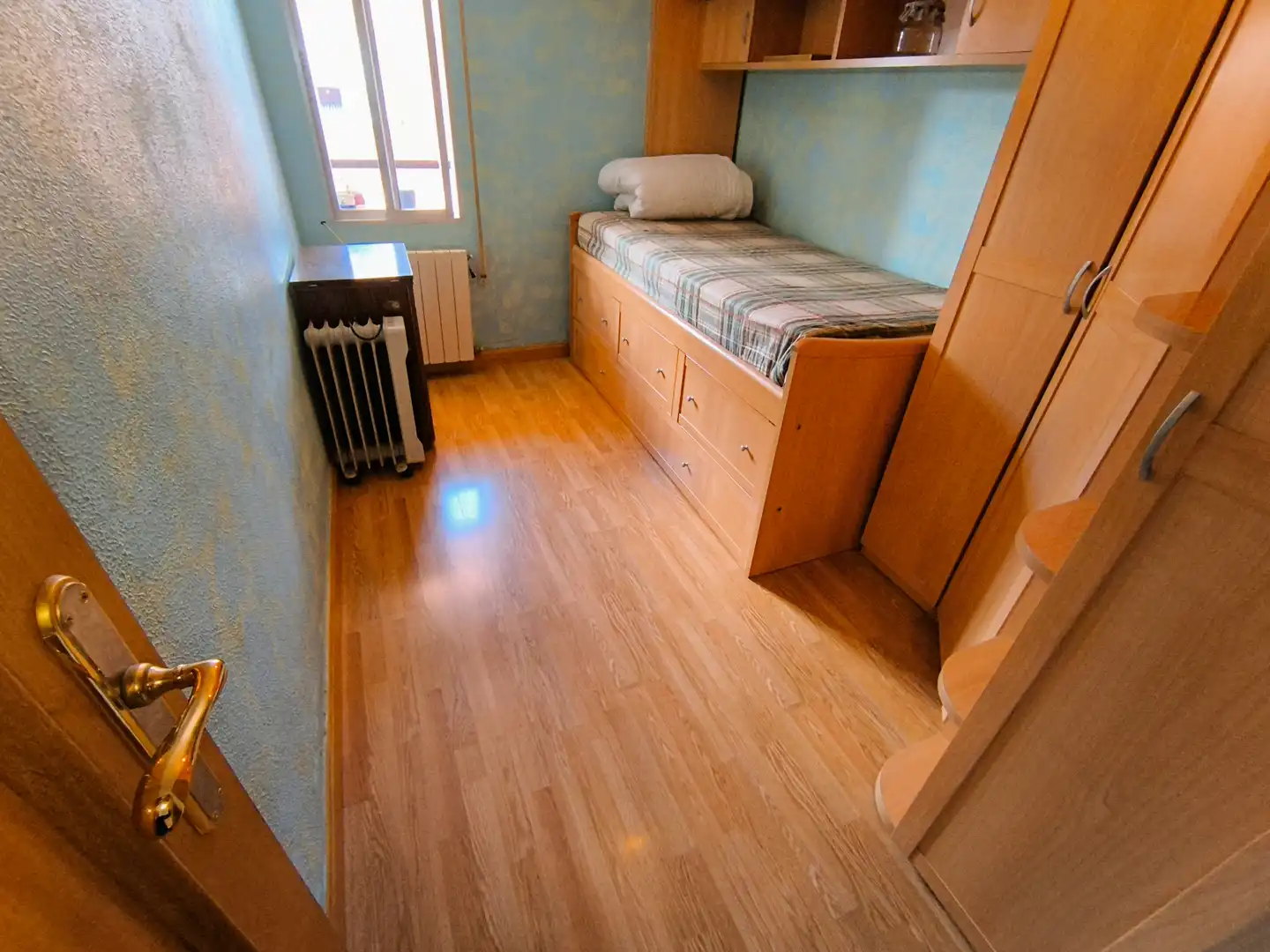 Bedroom of Flat for sale in Palencia  with Heating, Parquet flooring and Terrace