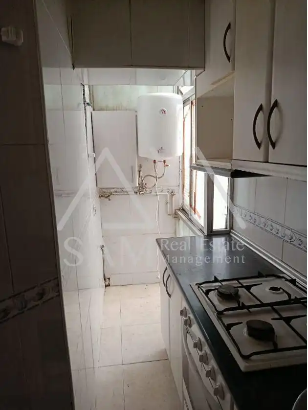 Küche von Wohnung zum Verkauf in Badalona mit Balkon