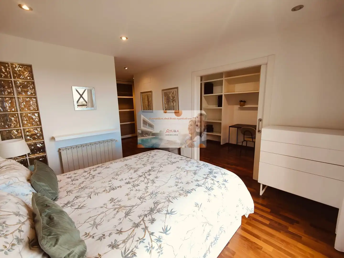 Habitación de Dúplex de alquiler en Castellón de la Plana / Castelló de la Plana con Aire acondicionado, Calefacción y Parquet