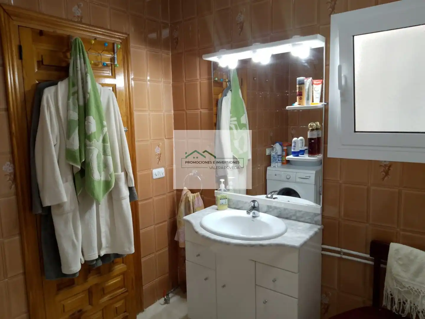 Bany de Casa o xalet en venda en Solera de Gabaldón amb Jardí privat i Moblat
