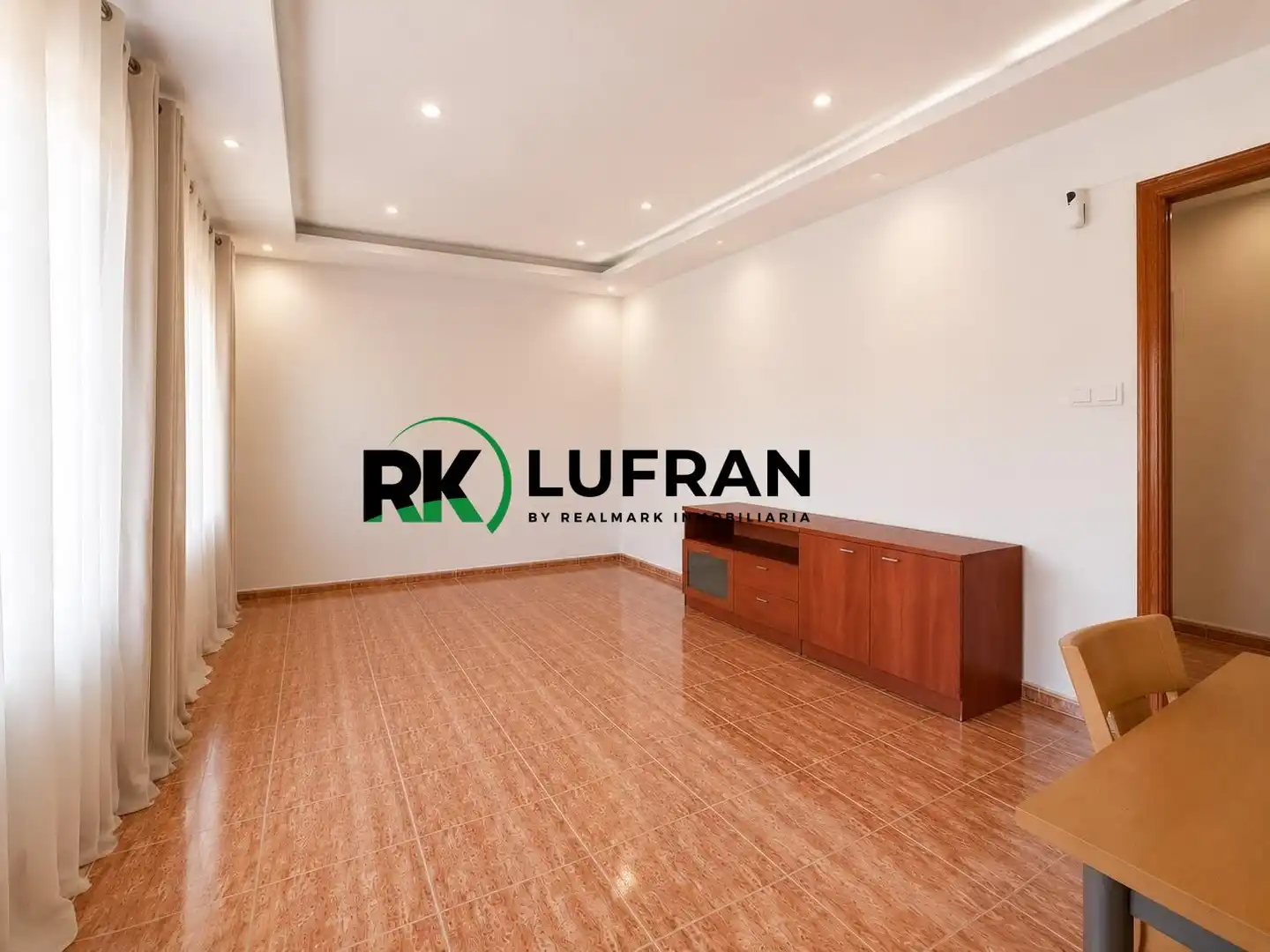 Sala de estar de Piso en venta en Alicante / Alacant con Balcón