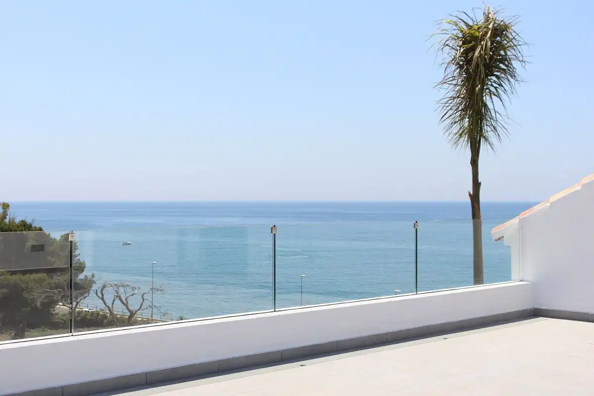 Terrassa de Casa o xalet de lloguer en Nerja amb Aire condicionat, Jardí privat i Traster