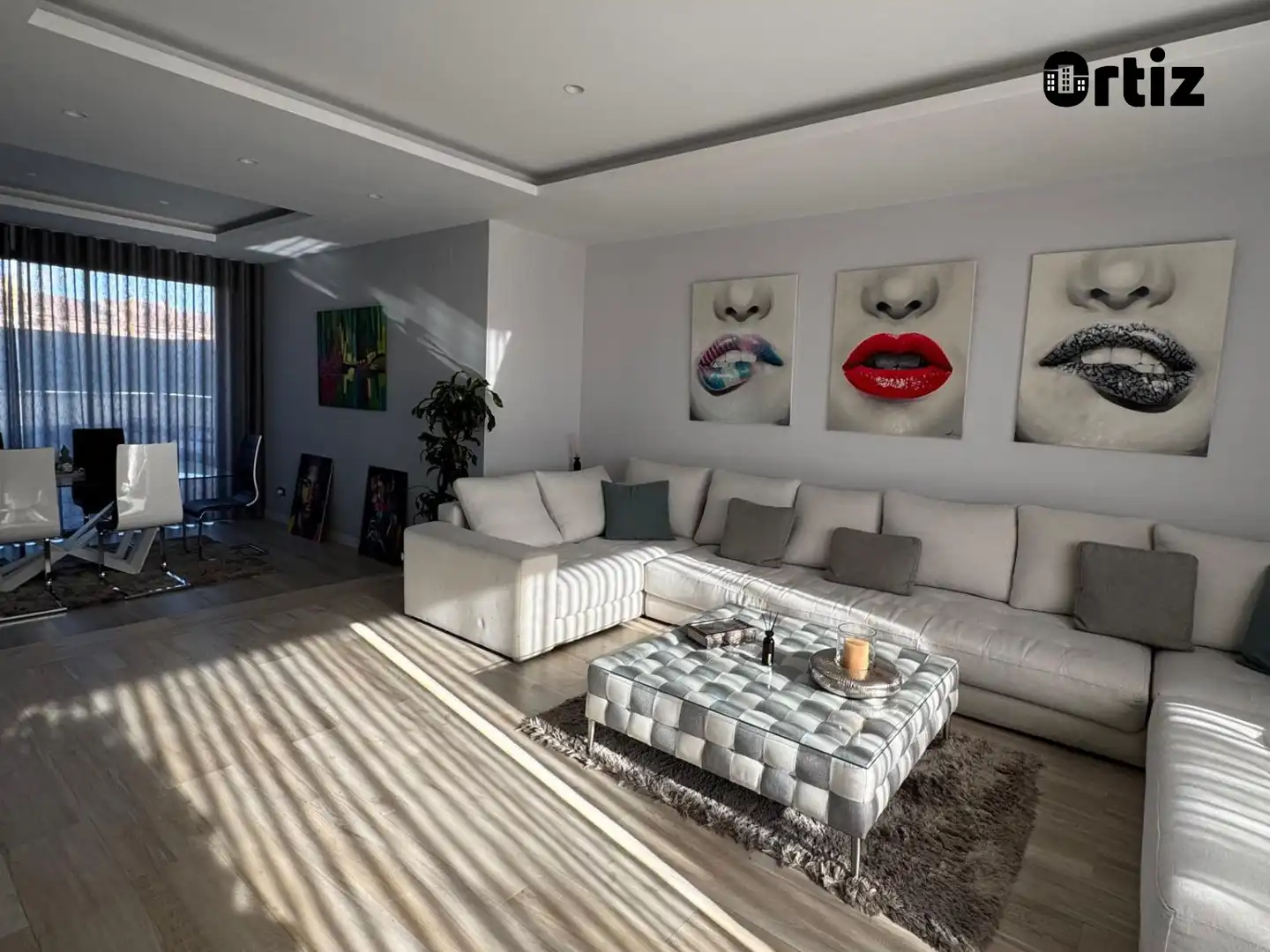 Sala de estar de Casa o chalet en venta en Torrejón de Ardoz con Calefacción, Terraza y Piscina
