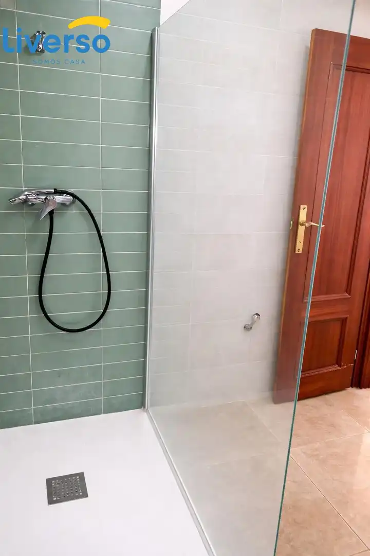 Baño de Piso en venta en Aranda de Duero con Calefacción, Parquet y Trastero