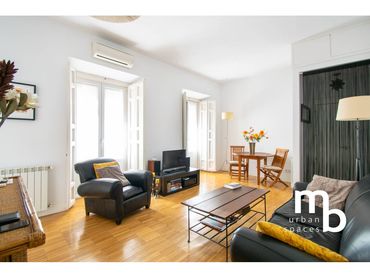 Wohnung mit Balkon zum Verkauf in Calle Humilladero