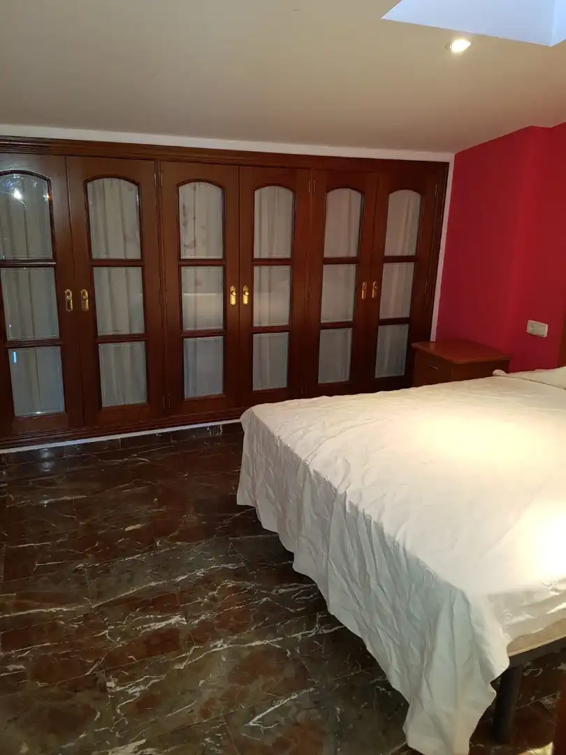 Schlafzimmer von Dachboden zum Verkauf in Almendralejo mit Klimaanlage, Heizung und Möbliert