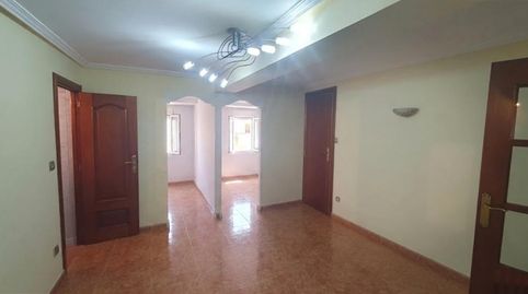 Foto 4 de Piso en venta en Pubilla Cases, L'Hospitalet de Llobregat