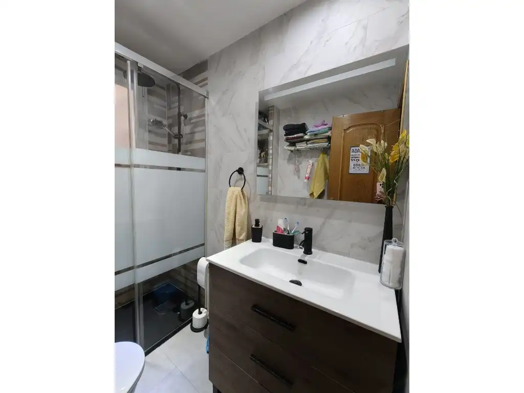 Bathroom of Flat for sale in Getafe