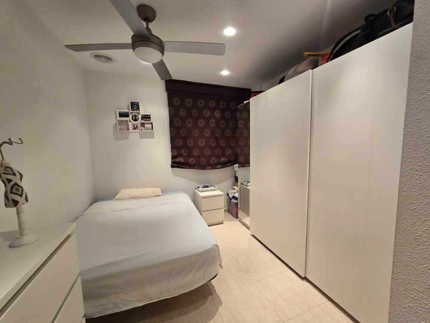 Dormitori de Apartament en venda en Santa Pola amb Aire condicionat i Moblat