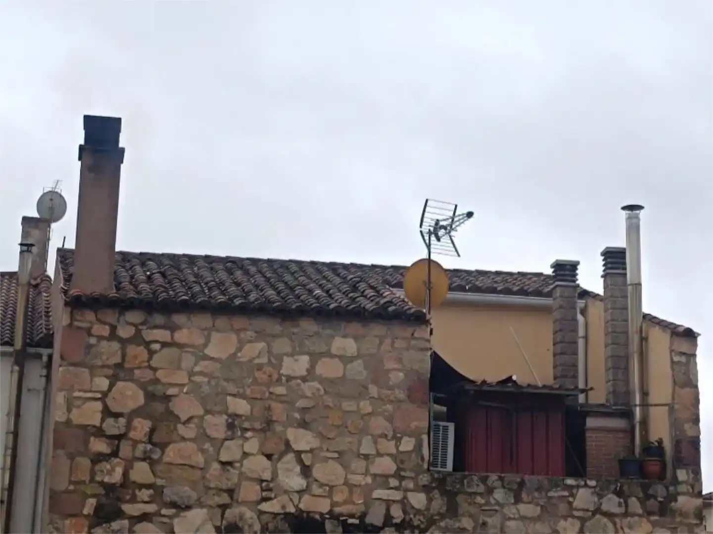 Vista exterior de Casa adosada en venda en Sigüenza