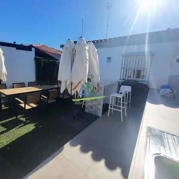 Terraza de Casa adosada en venta en Almonte con Aire acondicionado, Calefacción y Jardín privado