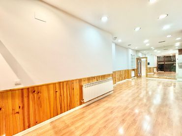 Business premises to rent in Errege Atea