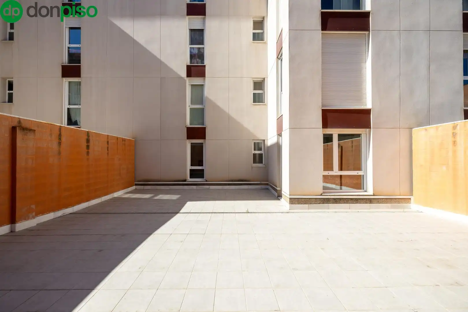 Exterior view of Flat for sale in Granada