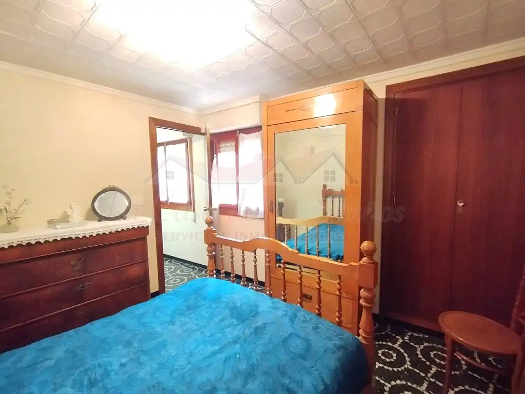 Schlafzimmer von Wohnung zum Verkauf in Sax