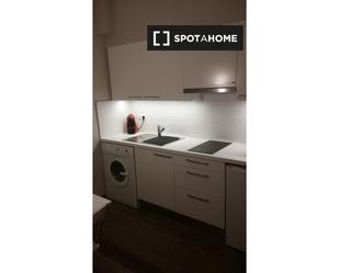 Kitchen of Flat to rent in  Barcelona Capital  with Air Conditioner, Heating and Furnished