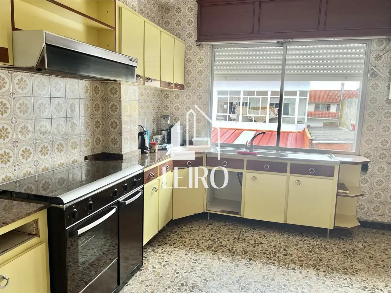 Cocina de Piso en venta en Cambados con Balcón