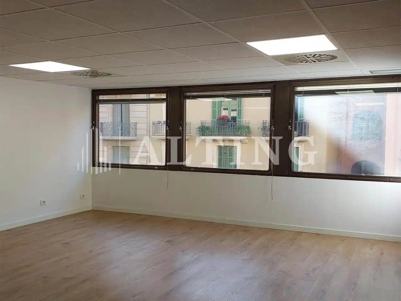 Bureau avec ascenseur à louer à Via Augusta, imagen 5